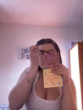 Snapshot of SaraBraun_ chatting on 01-20-25, 12:39 SaraBraun online show from 01-20-25, 12:39