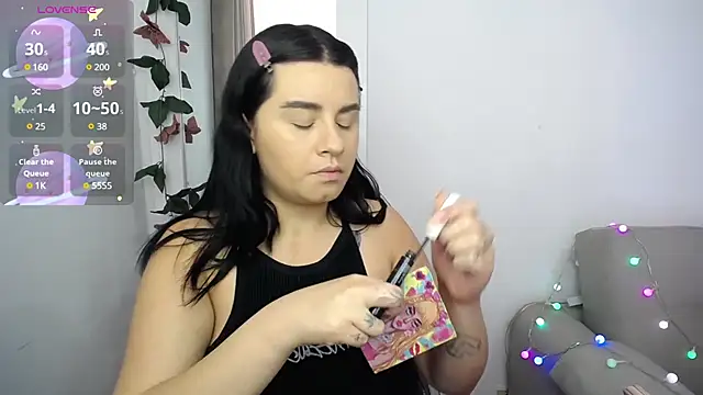 Snapshot of SaraBraun_ chatting on 02-19-25, 07:38 SaraBraun online show from 02-19-25, 07:38