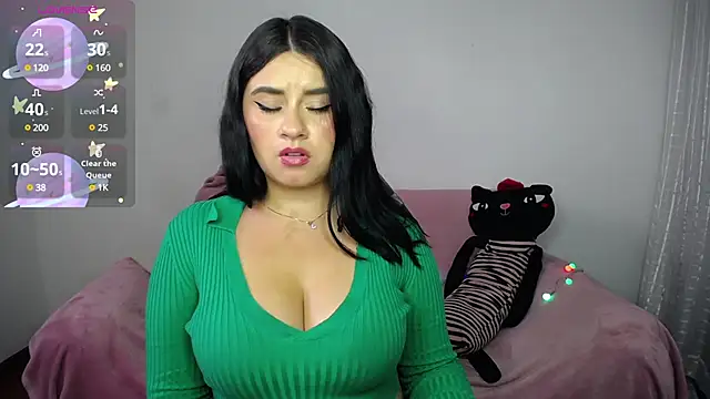 Snapshot of SaraBraun_ chatting on 03-18-25, 07:53 SaraBraun online show from 03-18-25, 07:53