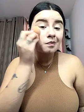 Snapshot of SaraBraun_ chatting on 11-04-25, 05:56 SaraBraun online show from 11-04-25, 05:56