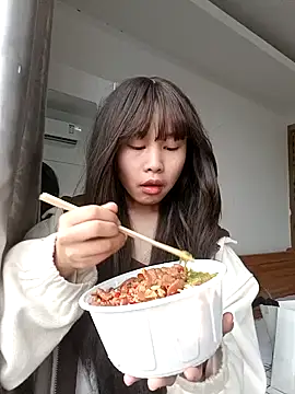 Snapshot of gunian chatting on 01-14-25, 09:35 gunian online show from 01-14-25, 09:35