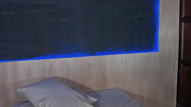 ArtemisaBlake online show from 01-28-25, 10:01