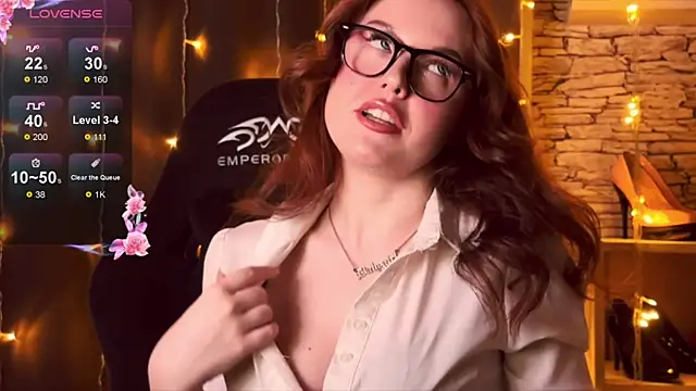 LaurenRossss online show from 10-02-25, 12:17