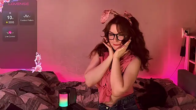 LaurenRossss online show from 10-03-25, 10:51