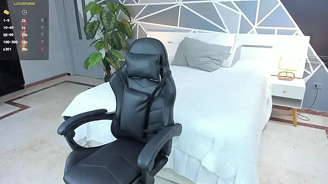 Snapshot of Lucifer_shadow chatting on 02-07-25, 12:50 Lucifer shadow online show from 02-07-25, 12:50