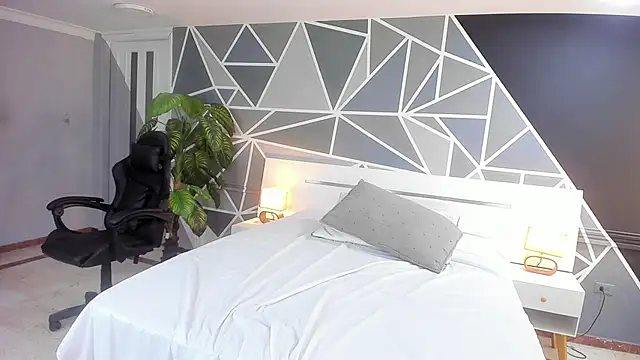 Snapshot of Lucifer_shadow chatting on 02-28-25, 02:09 Lucifer shadow online show from 02-28-25, 02:09