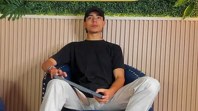 JoshRashfordd online show from 09-12-25, 12:16