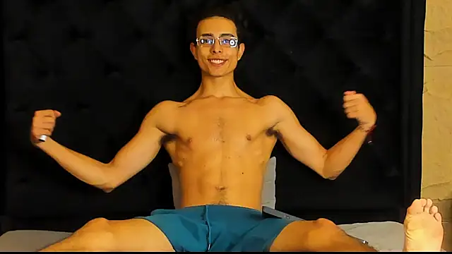 Snapshot of JoshRashfordd chatting on 10-03-25, 01:35 JoshRashfordd online show from 10-03-25, 01:35