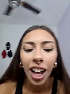 Snapshot of Jazmin-Cerezita chatting on 03-06-25, 02:19 Jazmin-Cerezita online show from 03-06-25, 02:19