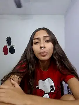 Snapshot of Jazmin-Cerezita chatting on 03-19-25, 10:20 Jazmin-Cerezita online show from 03-19-25, 10:20