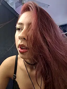 Snapshot of Jazmin-Cerezita chatting on 09-25-25, 07:39 Jazmin-Cerezita online show from 09-25-25, 07:39