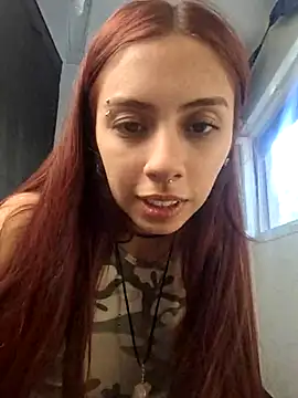 Snapshot of Jazmin-Cerezita chatting on 10-05-25, 08:07 Jazmin-Cerezita online show from 10-05-25, 08:07