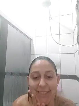 baixinhaloira online show from 12-15-24, 12:18