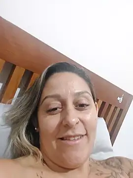 baixinhaloira online show from 12-31-24, 03:23