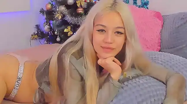 STELLA RICH online show from 12-27-24, 12:39