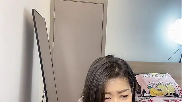 Bella-LL online show from 03-02-25, 07:23