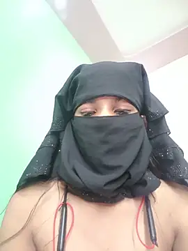 Aafreen 36 online show from 05-18-26, 02:51
