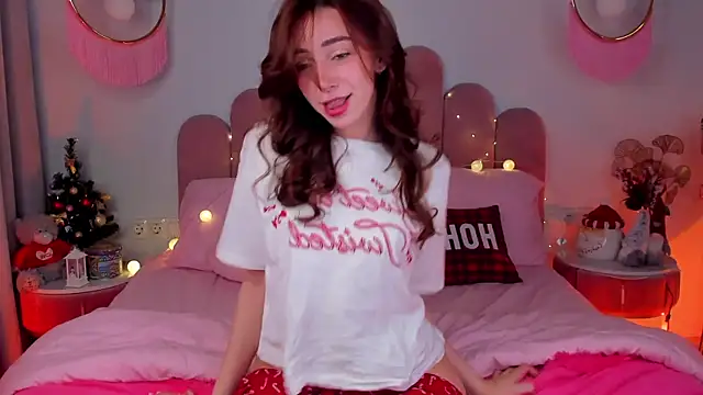 ElsaYoung online show from 12-24-24, 07:44
