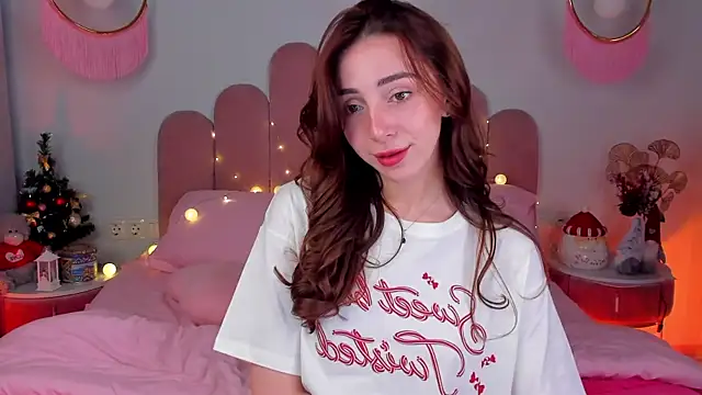 ElsaYoung online show from 12-24-24, 10:49