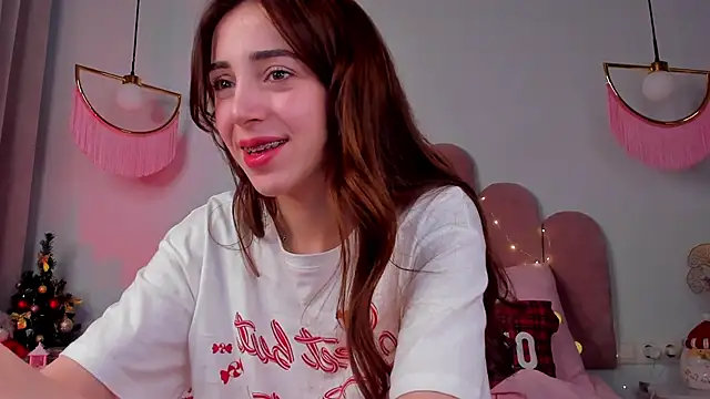 ElsaYoung online show from 01-01-25, 03:02
