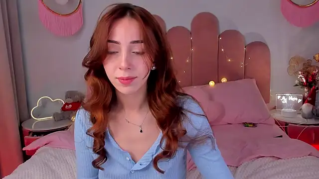 ElsaYoung online show from 01-04-25, 09:43