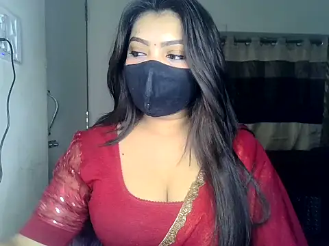 Snapshot of ishi_Beauty chatting on 02-22-26, 05:19 ishi Beauty online show from 02-22-26, 05:19