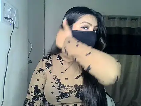 Snapshot of ishi_Beauty chatting on 03-27-26, 08:26 ishi Beauty online show from 03-27-26, 08:26