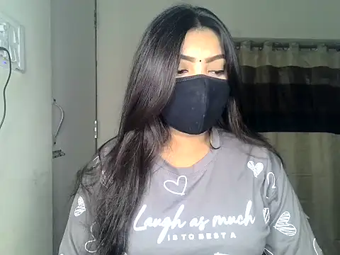 Snapshot of ishi_Beauty chatting on 04-14-26, 05:13 ishi Beauty online show from 04-14-26, 05:13