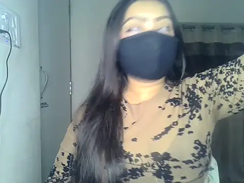 Snapshot of ishi_Beauty chatting on 04-15-26, 04:19 ishi Beauty online show from 04-15-26, 04:19