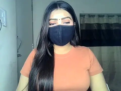 Snapshot of ishi_Beauty chatting on 04-16-26, 06:36 ishi Beauty online show from 04-16-26, 06:36