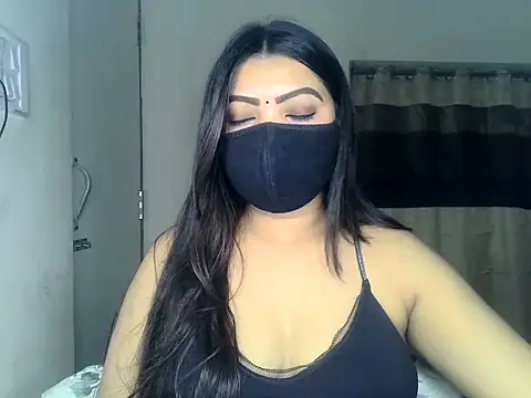 Snapshot of ishi_Beauty chatting on 04-18-26, 05:22 ishi Beauty online show from 04-18-26, 05:22
