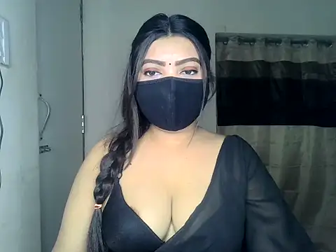 Snapshot of ishi_Beauty chatting on 04-29-26, 05:22 ishi Beauty online show from 04-29-26, 05:22