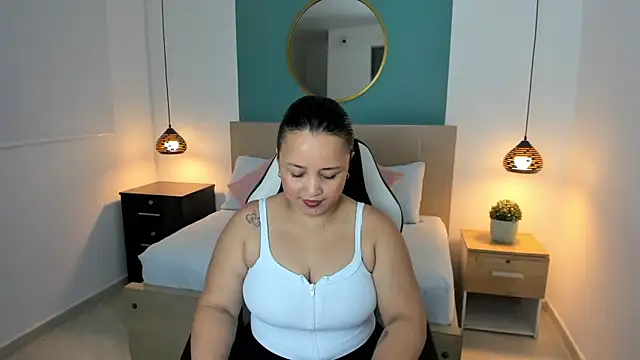 linda rios  online show from 12-17-24, 07:04