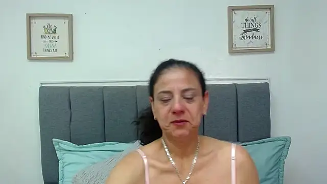 Snapshot of sasi_luna chatting on 02-07-25, 09:48 sasi luna online show from 02-07-25, 09:48