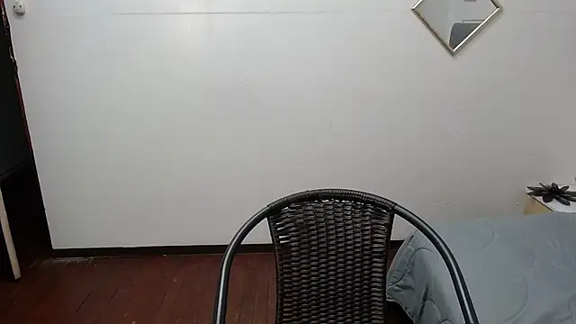 Snapshot of sasi_luna chatting on 02-10-25, 06:13 sasi luna online show from 02-10-25, 06:13