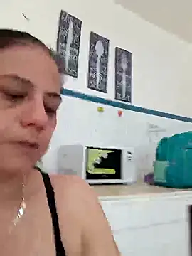 Snapshot of sasi_luna chatting on 02-16-25, 02:43 sasi luna online show from 02-16-25, 02:43