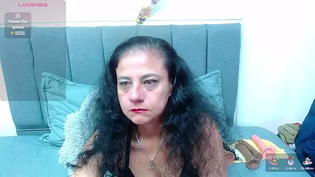 Snapshot of sasi_luna chatting on 03-21-25, 02:50 sasi luna online show from 03-21-25, 02:50