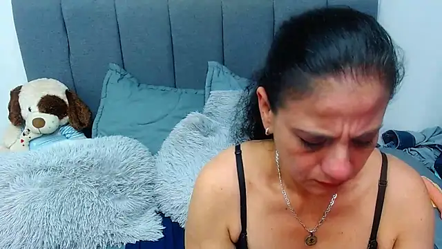 Snapshot of sasi_luna chatting on 03-23-25, 03:10 sasi luna online show from 03-23-25, 03:10