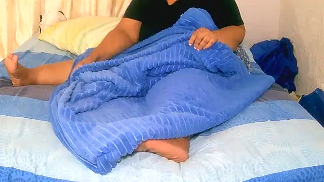 Bbw255 online show from 02-15-25, 05:39