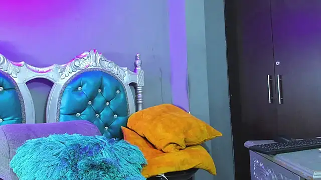 elizabeth rosa21 online show from 12-29-24, 02:17