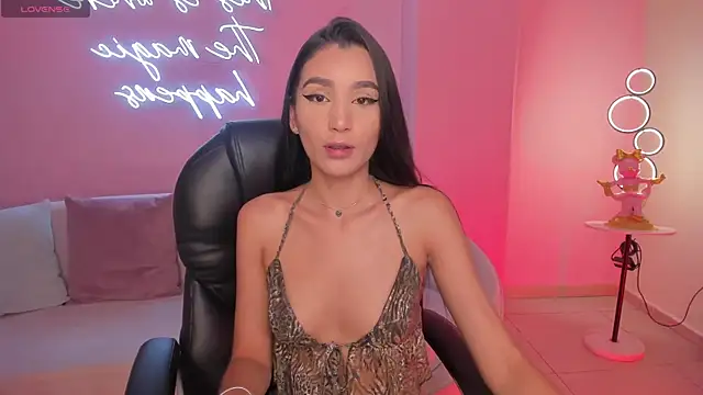 BellaCarteer  online show from 11-09-25, 06:17