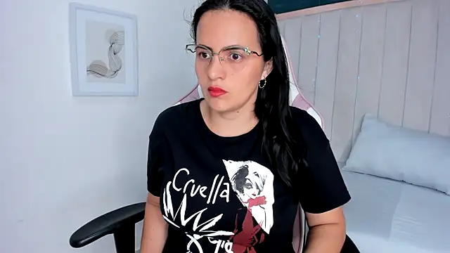 africa holmes online show from 09-12-25, 02:00