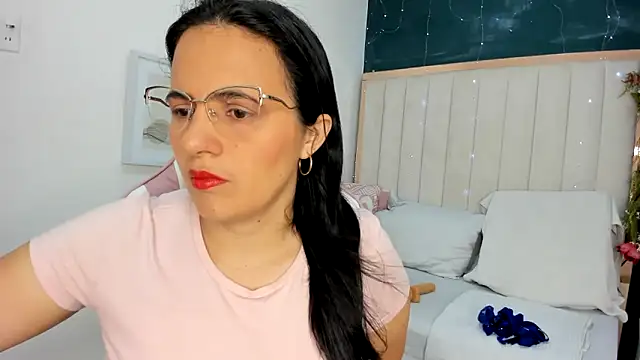 africa holmes online show from 10-02-25, 01:45