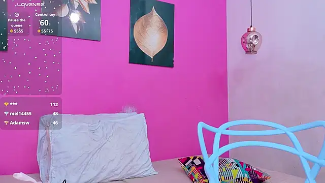 Snapshot of kinkyandsavage chatting on 10-04-25, 07:23 kinkyandsavage online show from 10-04-25, 07:23