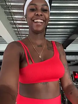 Snapshot of kinkyandsavage chatting on 02-10-26, 03:05 kinkyandsavage online show from 02-10-26, 03:05