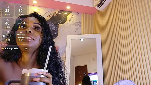 Snapshot of kinkyandsavage chatting on 02-21-26, 07:26 kinkyandsavage online show from 02-21-26, 07:26