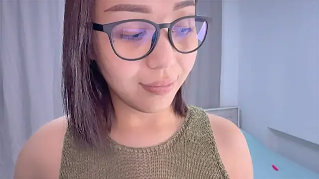 Snapshot of PurrrfectMiko chatting on 03-11-26, 01:39 PurrrfectMiko online show from 03-11-26, 01:39