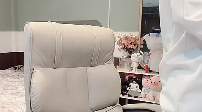 Eva-Public online show from 02-07-25, 03:41