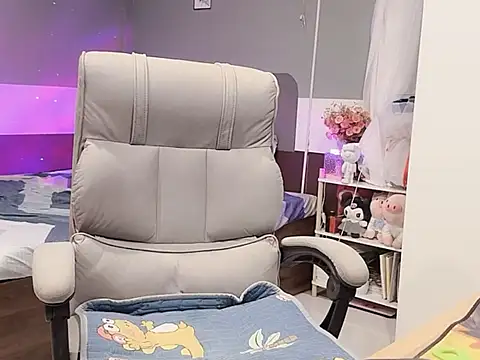 Eva-Public online show from 03-04-25, 03:48