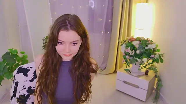 Snapshot of Lana__Cute_ chatting on 06-24-26, 02:16 Lana Cute online show from 06-24-26, 02:16